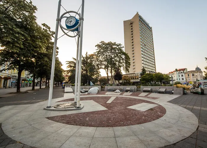 Apartament Demokratsia Bl 117 *